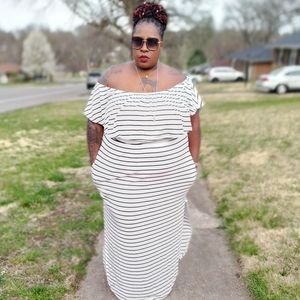 Plus Size Off Shoulder Maxi Dress